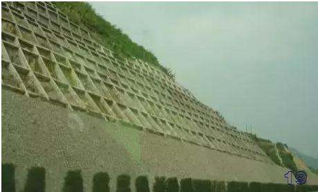 公路路基路面設(shè)計(jì)體會(huì)，滿滿的都是不能疏忽的細(xì)節(jié)！